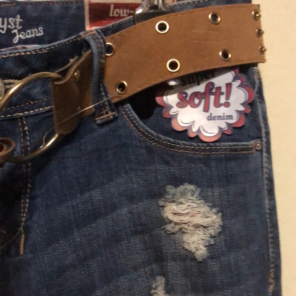 #1805 Amethyst Jeans NWT Sz 3 low rise slim boot - Picture 7 of 11